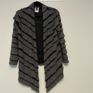 Frank Lyman Women’s Canada Mesh Gray Ruffled Draped Open Cardigan Size 6